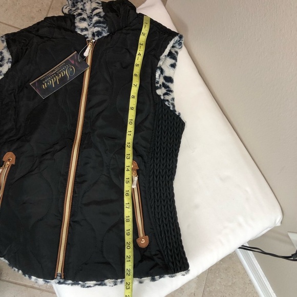 Saeldon Women Reversible Black White Animal Print Pockets Zippered Vest  L - Picture 12 of 15
